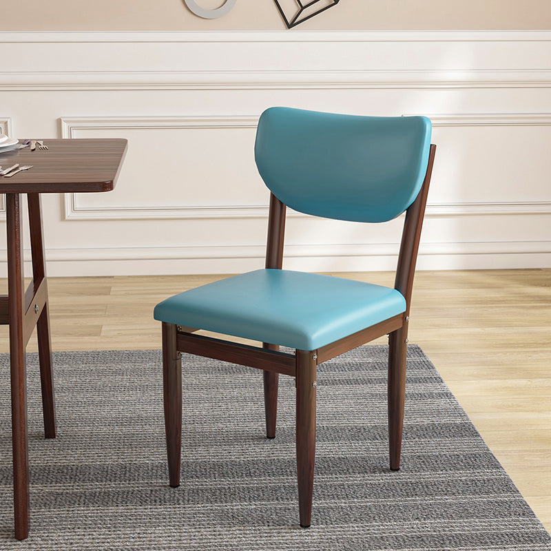 Chaise d'appoint scandinave pour la maison, chaise de salle à manger simple rembourrée en métal à dossier ouvert