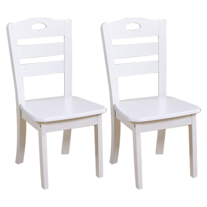 Silla de comedor moderna de madera para interiores y exteriores, silla lateral con respaldo de escalera sin brazos (juego de 2)