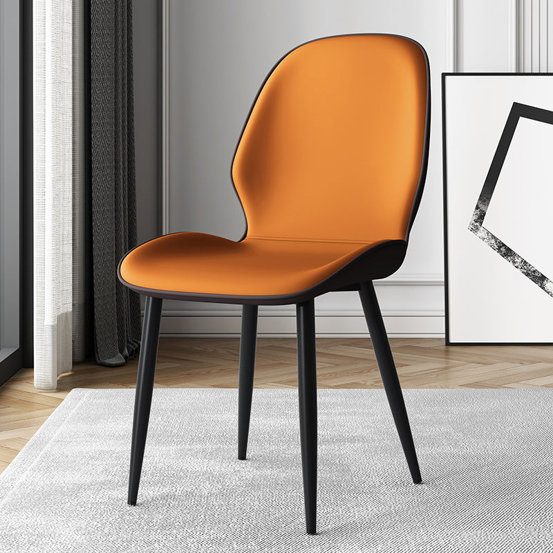 Silla lateral de cuero contemporánea para restaurante, acabado mate Parsons, silla de comedor