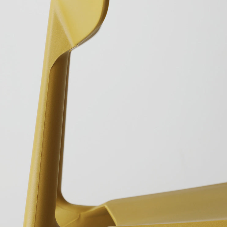 Minimalistische stijl Plastic armloze stoel Open achterste Dining zijstoel voor thuisgebruik