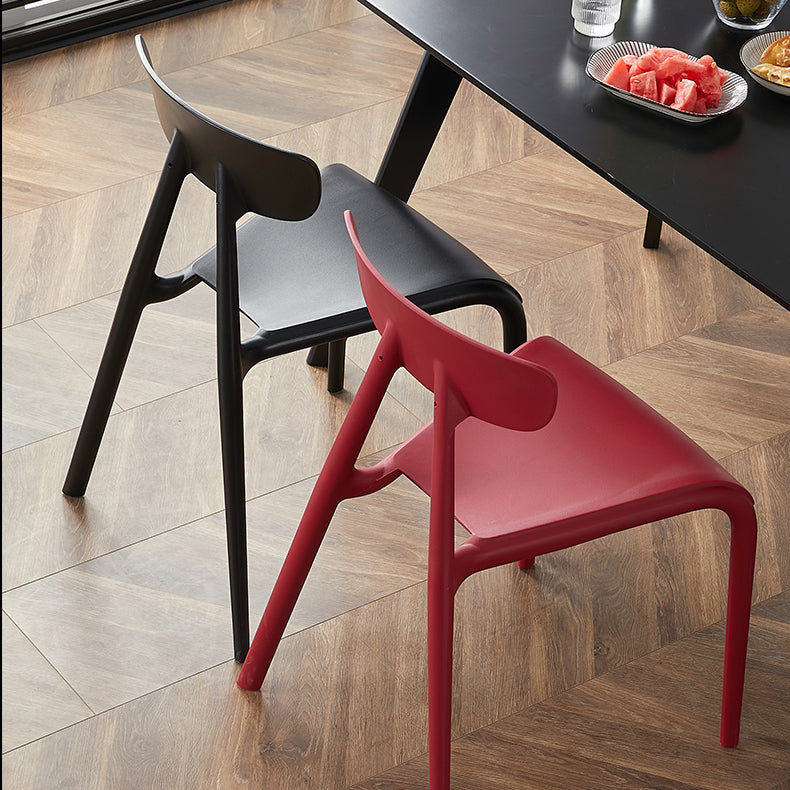 Minimalistische stijl Plastic armloze stoel Open achterste Dining zijstoel voor thuisgebruik