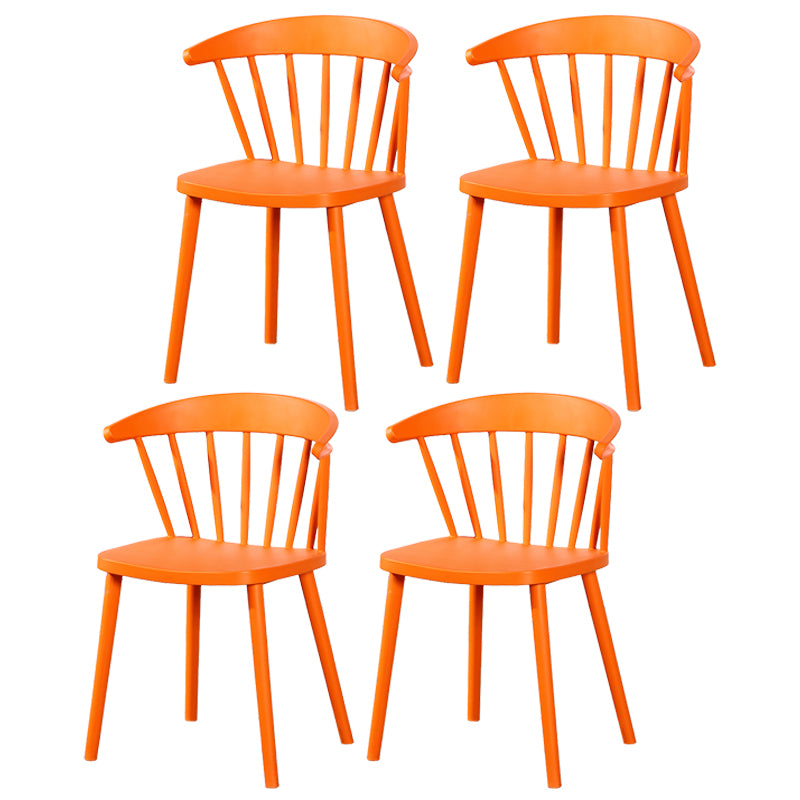 Chaise latérale contemporaine sans accoudoirs en plastique, chaise d'appoint empilable à dossier Windsor pour usage domestique