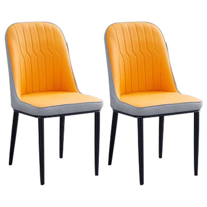 Chaise d'appoint contemporaine à la maison, chaise de salle à manger rembourrée en métal à dossier solide