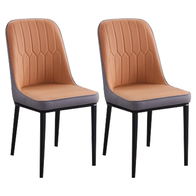 Chaise d'appoint contemporaine à la maison, chaise de salle à manger rembourrée en métal à dossier solide