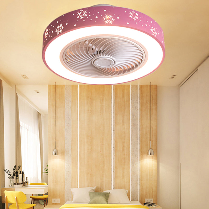 Nordic ausgehöhlte runde Lüfterlampe Metallic Schlafzimmer LED Semi Flush Deckenleuchte