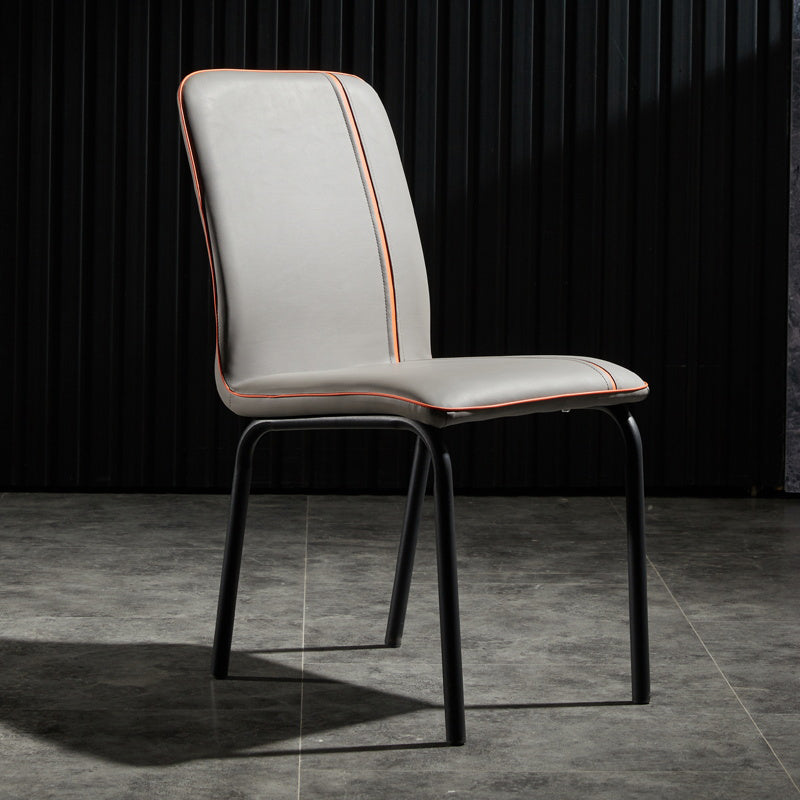 Silla de comedor de cuero de estilo moderno, silla sin brazos de cocina con patas de metal