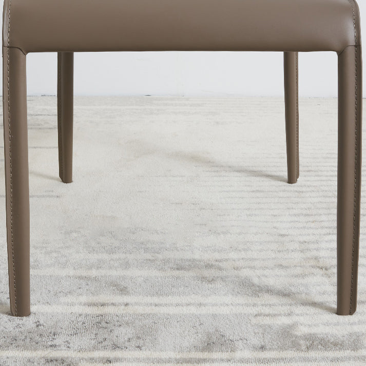 Silla de cuero para el hogar estilo diseñador, acabado mate, silla lateral de comedor Parsons