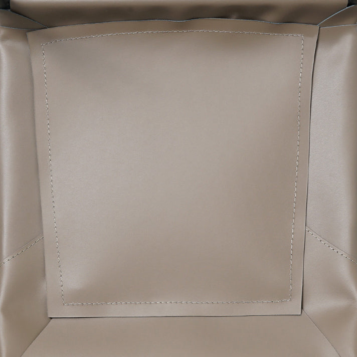 Silla de cuero para el hogar estilo diseñador, acabado mate, silla lateral de comedor Parsons