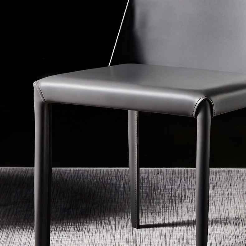 Chaise de maison en cuir de style design, finition mate, chaise d'appoint Parsons pour salle à manger