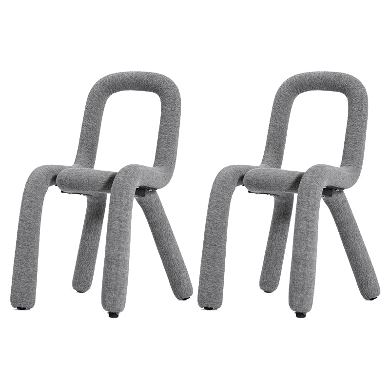 Silla lateral de salón de estilo diseñador de terciopelo, silla de comedor con respaldo abierto y acabado mate