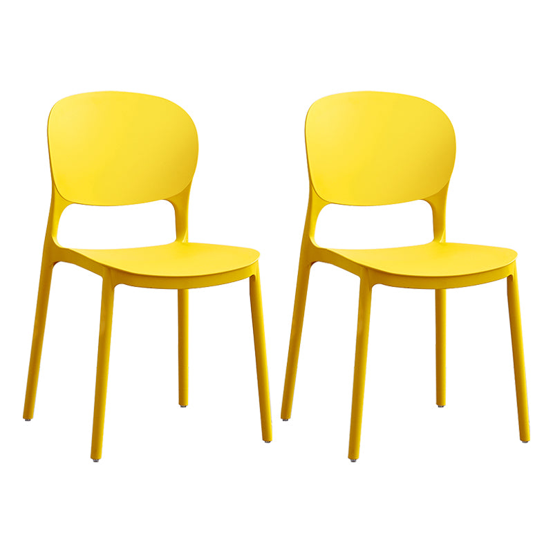 Silla lateral de plástico contemporánea, silla lateral de comedor apilable sin brazos con respaldo abierto