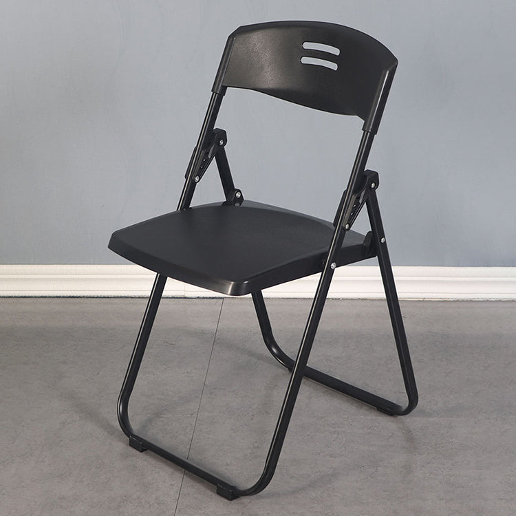 Parte posterior abierta sin brazos de la silla lateral casera plástica del metal contemporáneo que cena la silla lateral