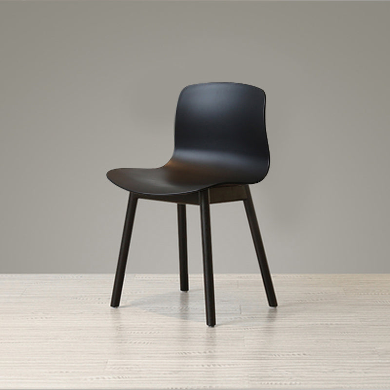 Chaises latérales arrière solides de salle à manger de cuisine de chaise en bois de hêtre de style moderne