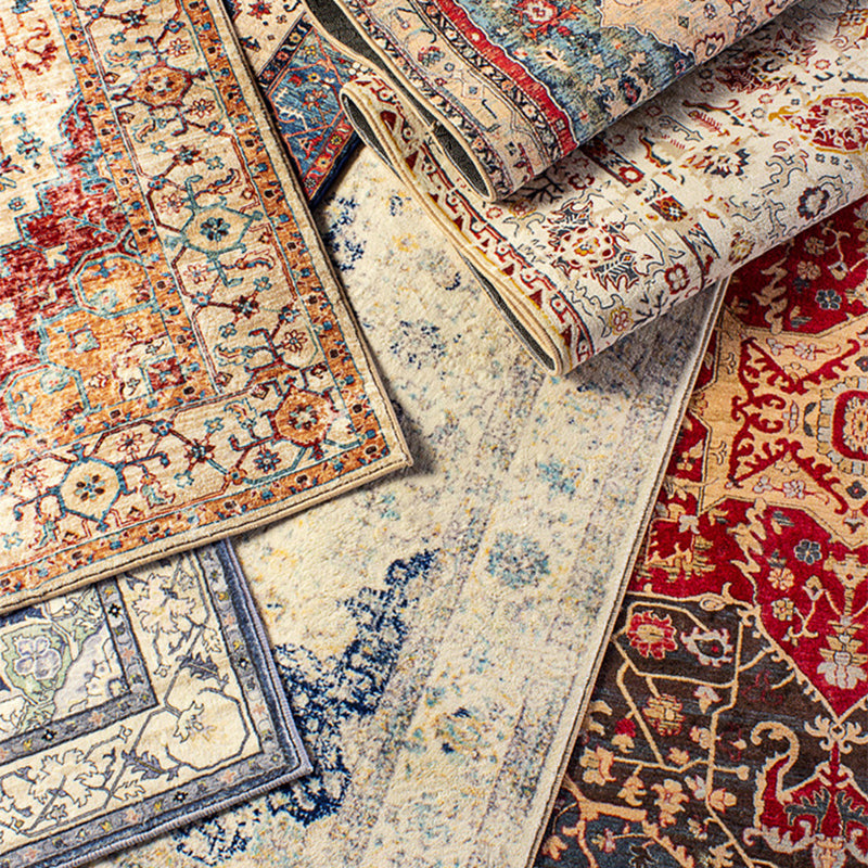 Brown Medallion Print Area Rug European Polyester Area Carpet Stain Resistant Rug for Living Room