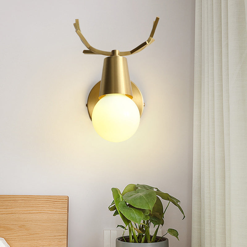 Lámpara de pared posmoderna de lámparas de drogadictos dorados para sala de estar para sala de estar de dormitorio