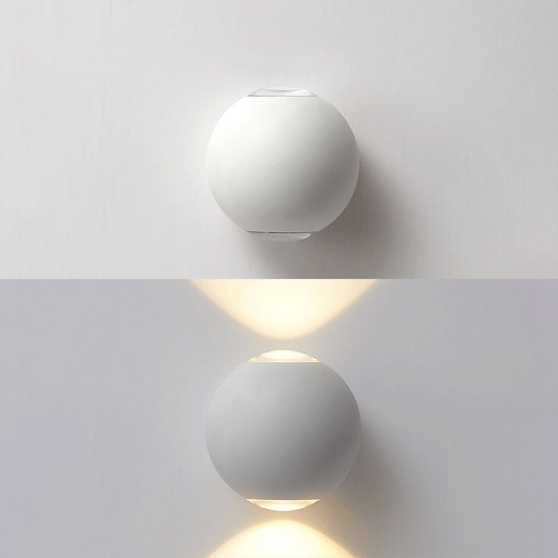 Modern Creative LED Waterproof Wall Lamp Aluminium Sphere Wall Sconce with Clear Glass Shade