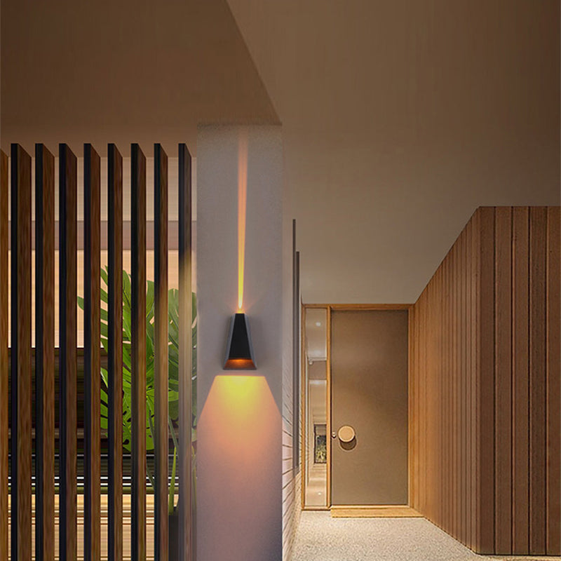 Geometric Shade Wall Lighting Modern Style Metal 2 Lights Wall Sconce Lamp