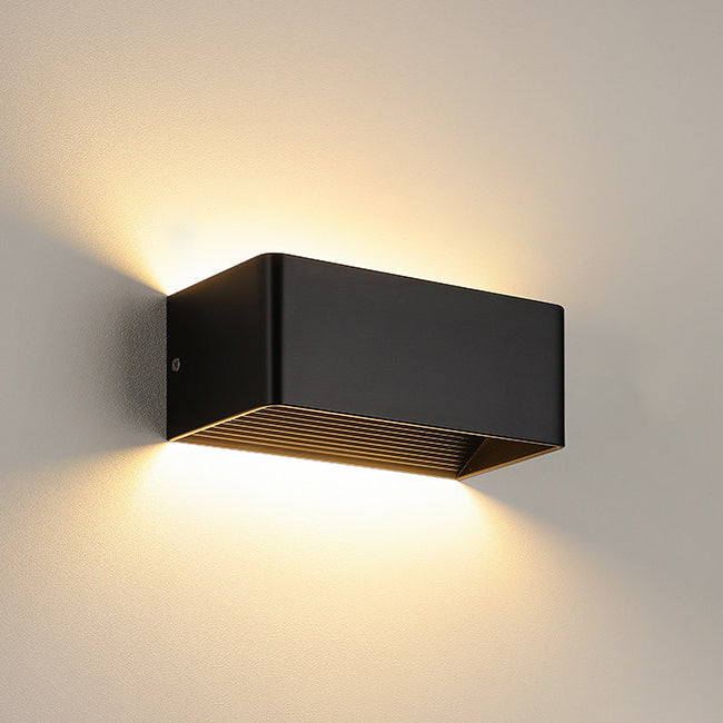 Geometric Shade Wall Lighting Modern Style Metal 2 Lights Sconce Lamp in Black