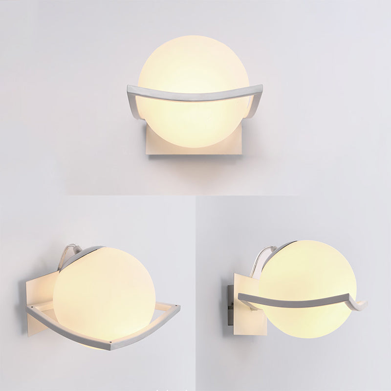 1 Light Globe Wall Sconce Lighting Modernwood Sconce Lighttures en marron