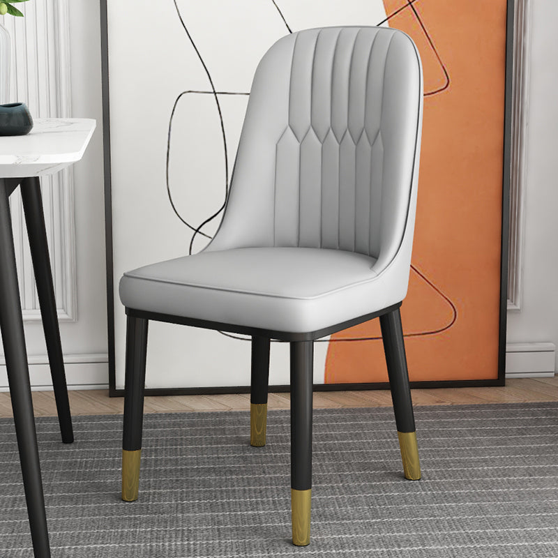 Chaise d'appoint scandinave à dossier solide, chaise de salle à manger rembourrée en métal