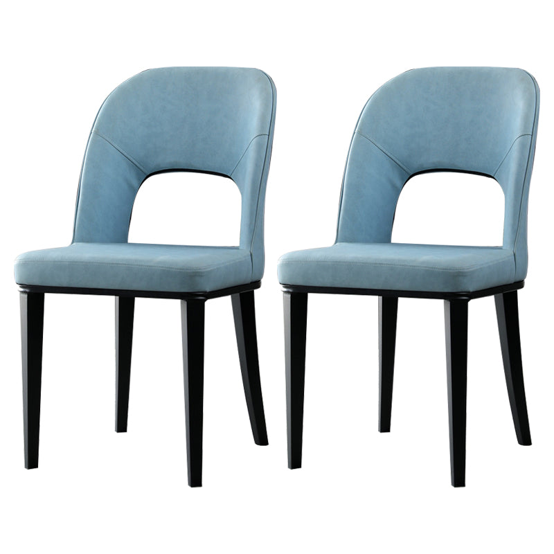 Silla de comedor contemporánea con acabado mate, respaldo abierto de cuero, silla lateral
