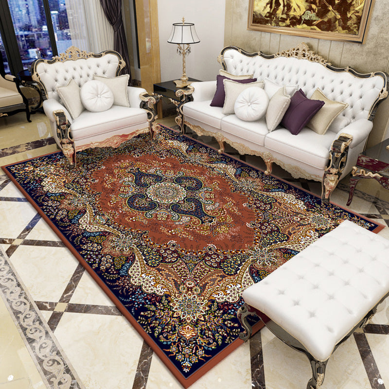 White Traditional Carpet Polyester Graphic Carpet Washable Carpet for Living Room