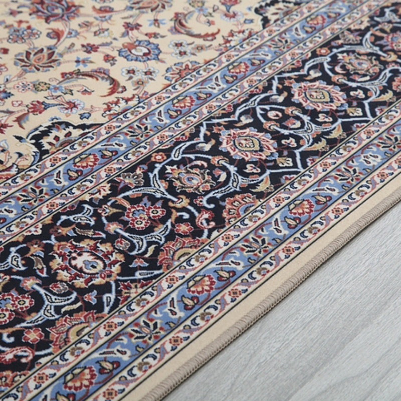 Traditional Tribal Totem Rug Polyester Indoor Rug Stain Resistant Area Carpet for Living Room