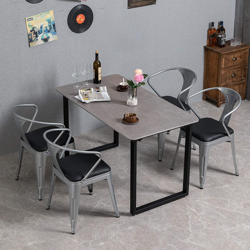 Industrieller Stil grauer gesinterter Stein Esstisch Metallic Basis Rechteck und quadratischer Tisch für Zuhause