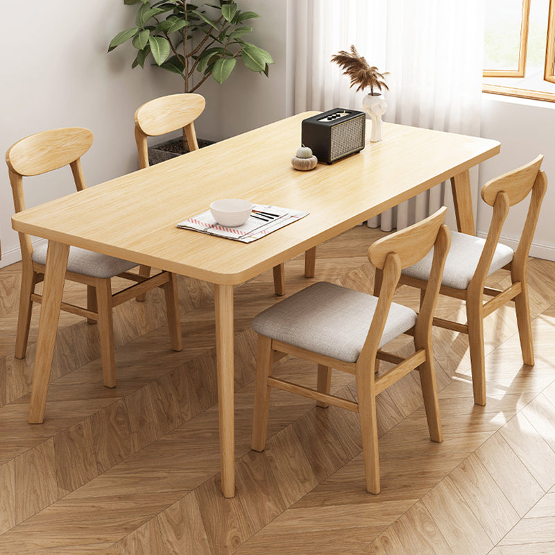 Table à manger en bois massif rectangle Table en bois de caoutchouc moderne dans la nature avec 4 jambes