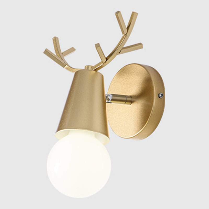 Schlafzimmer postmoderne Eisenleuchten mit einer Lampenwandmontage Beleuchtung