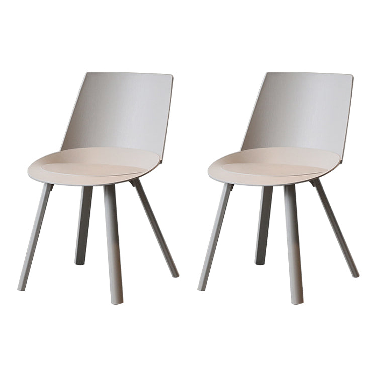 Chaise d'appoint en plastique pour salle d'étude scandinave, finition mate, dossier solide (Ensemble de 2)