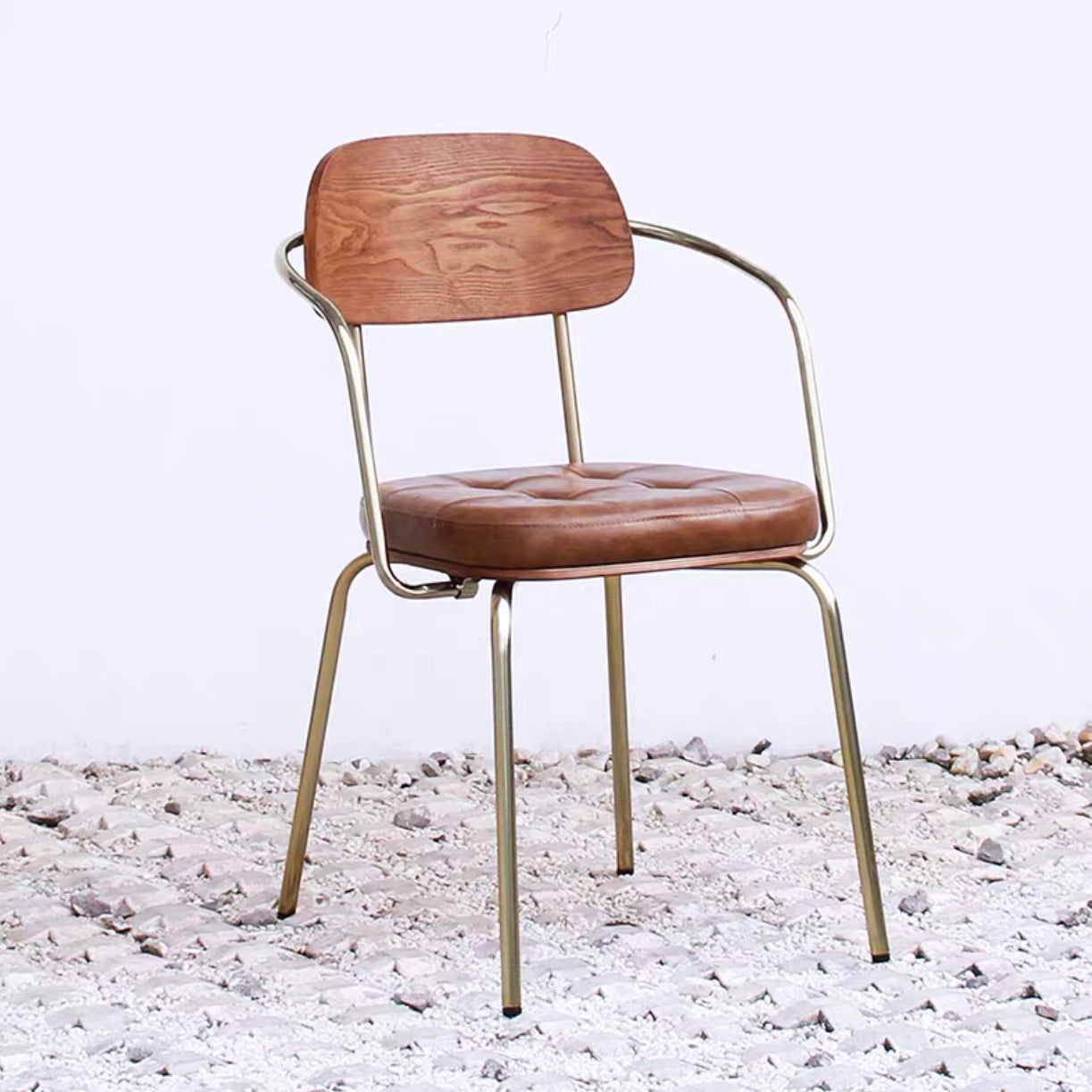 Cuir d'unité centrale de style industriel dinant des chaises ouvertes arrière dinant des chaises latérales sans bras
