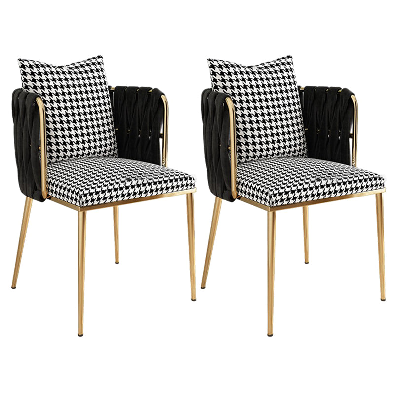 La salle à manger contemporaine en métal préside des chaises de salle à manger sans bras en velours pour un usage domestique