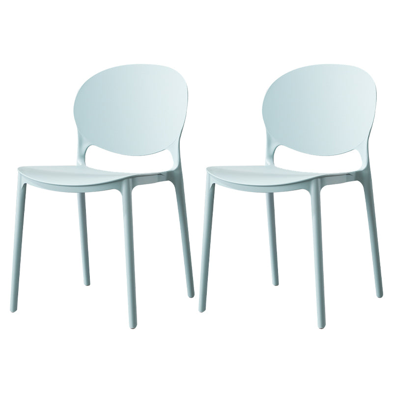 Chaise de salle à manger scandinave en plastique, dossier ouvert, finition mate