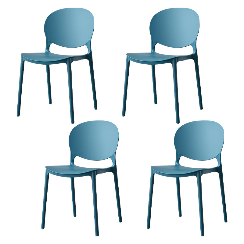 Chaise de salle à manger scandinave en plastique, dossier ouvert, finition mate