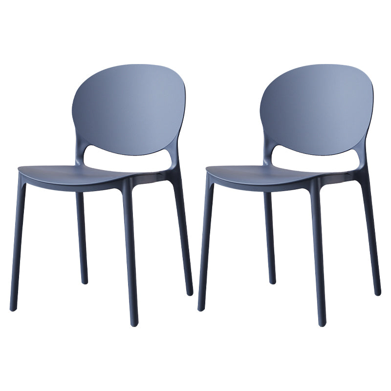 Chaise de salle à manger scandinave en plastique, dossier ouvert, finition mate