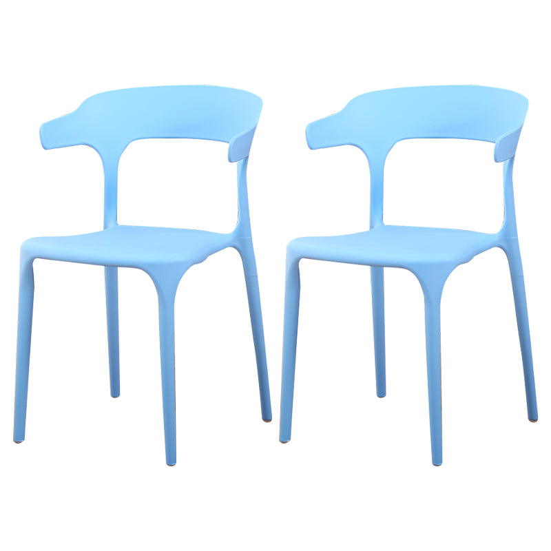 Silla de plástico moderna para interiores y exteriores, silla lateral de comedor apilable con respaldo abierto para el hogar con brazo