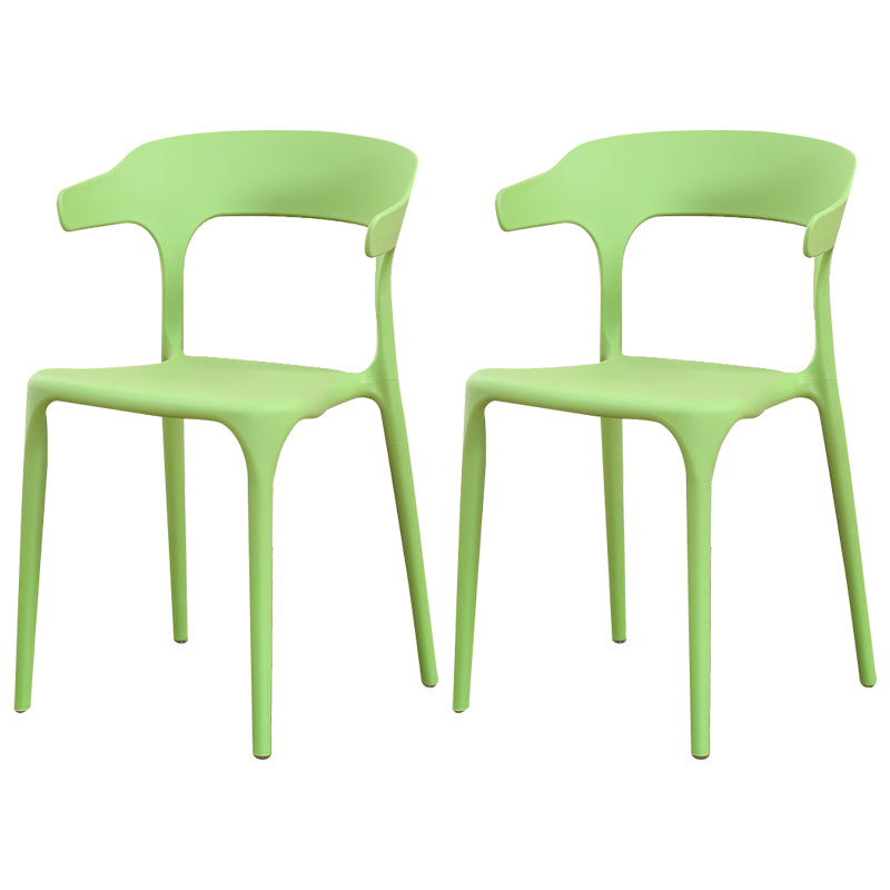 Silla de plástico moderna para interiores y exteriores, silla lateral de comedor apilable con respaldo abierto para el hogar con brazo