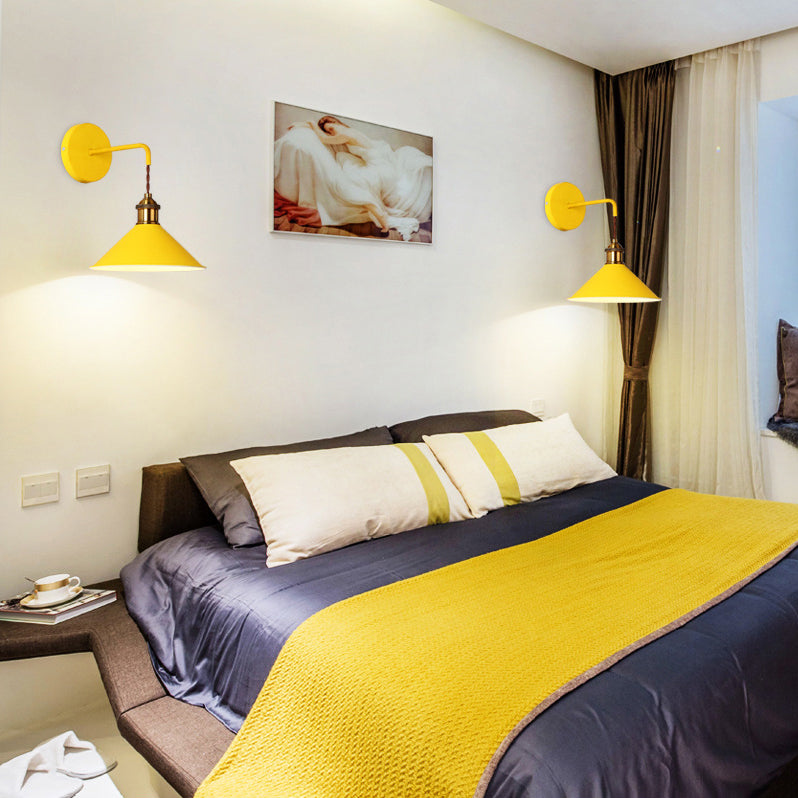 Lumières murales de style moderne Éclairage mural macaron métallique pour chambre