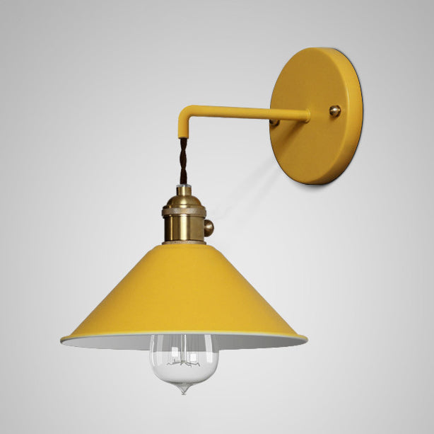 Lumières murales de style moderne Éclairage mural macaron métallique pour chambre