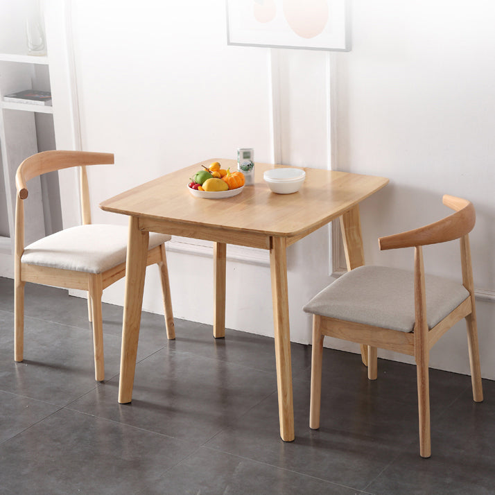 Square Holzfarbe Esstisch Industrial Solid Gummiwood 4 Beintisch für Esszimmer