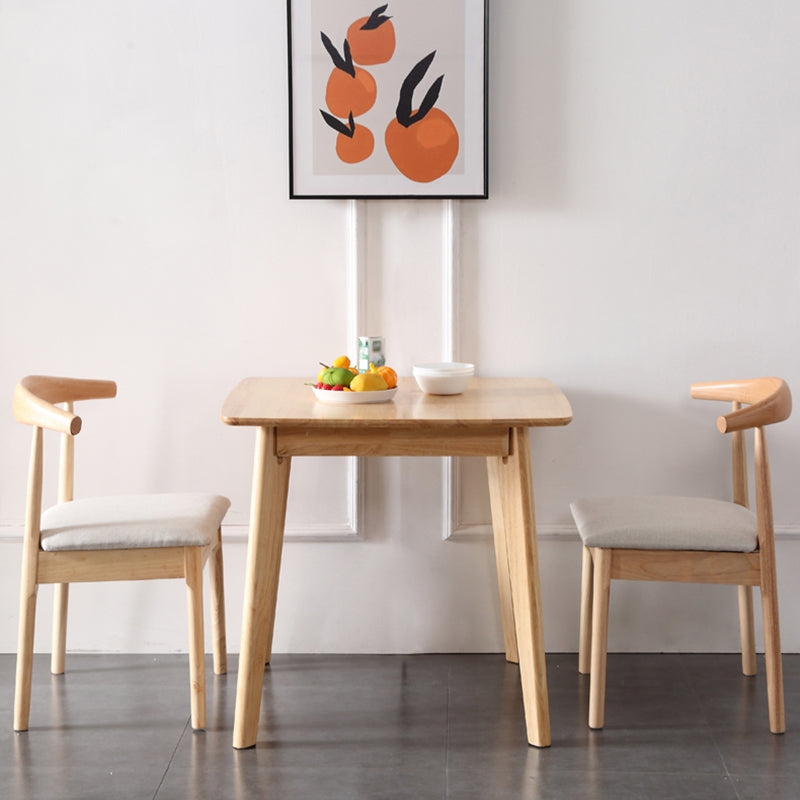 Square Holzfarbe Esstisch Industrial Solid Gummiwood 4 Beintisch für Esszimmer