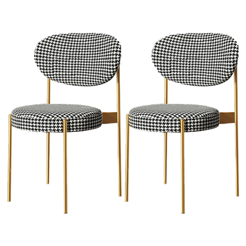 Silla lateral escandinava casera Silla tapizada del comedor con respaldo abierto de metal