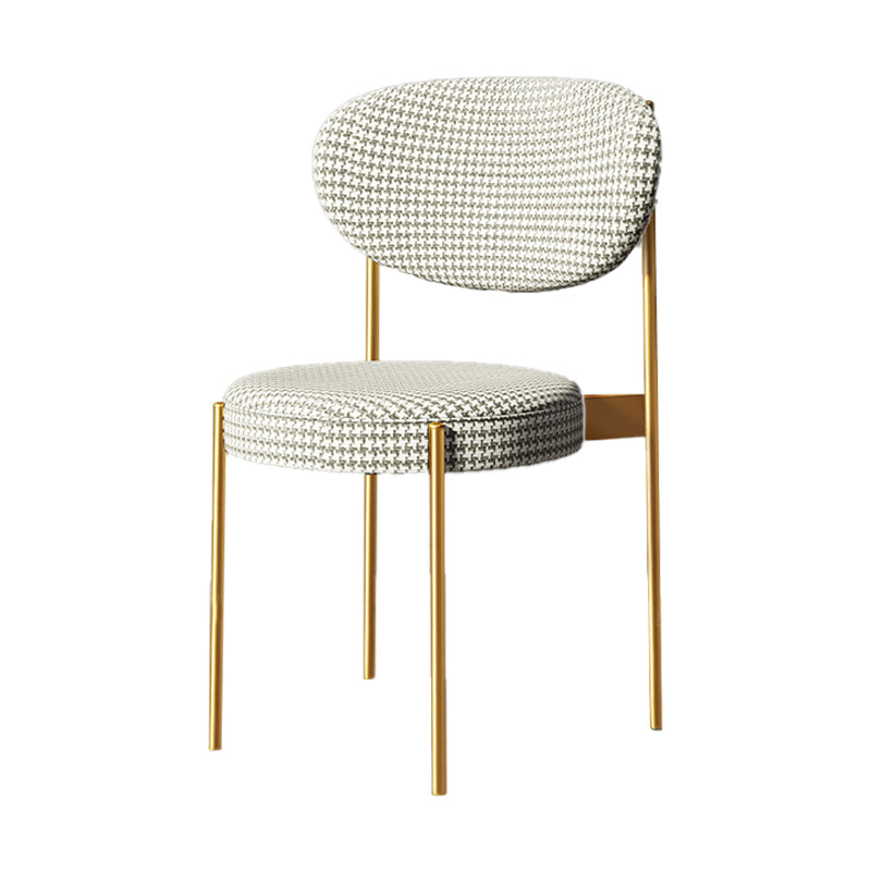 Silla lateral escandinava casera Silla tapizada del comedor con respaldo abierto de metal
