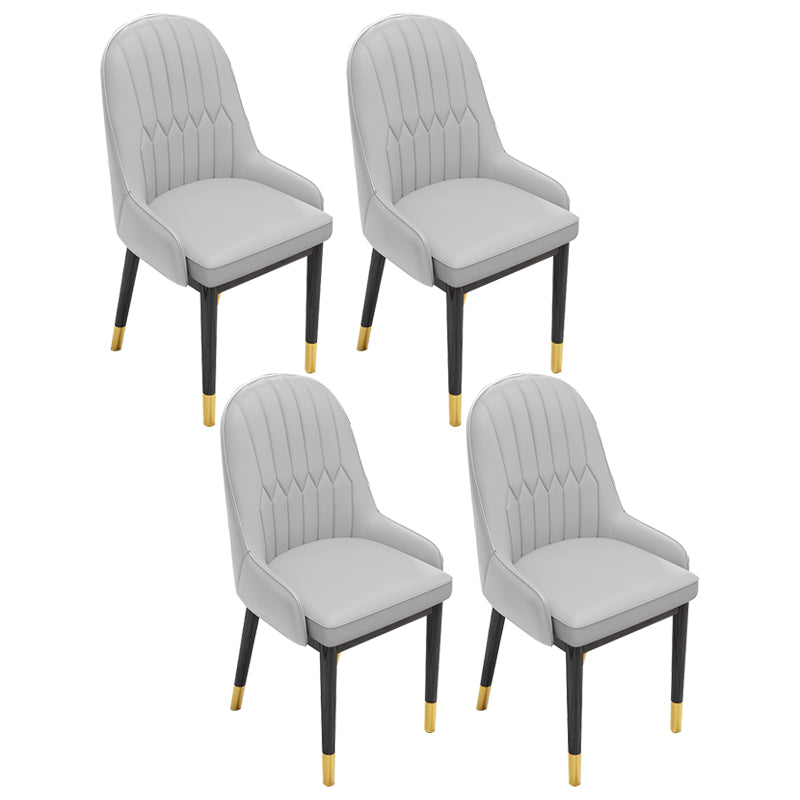 Silla lateral casera escandinava Silla de comedor con respaldo sólido tapizada de metal