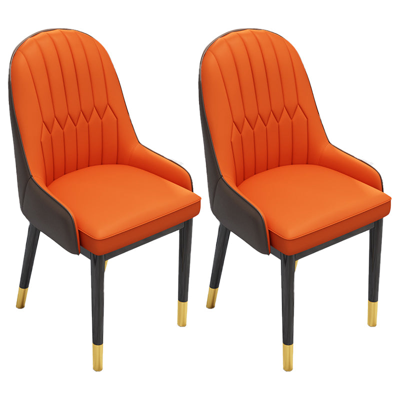Silla lateral casera escandinava Silla de comedor con respaldo sólido tapizada de metal