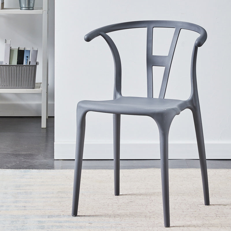 Chaise de salle à manger en plastique de style moderne, chaise d'appoint empilable sans accoudoirs pour la cuisine