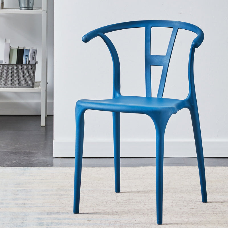 Chaise de salle à manger en plastique de style moderne, chaise d'appoint empilable sans accoudoirs pour la cuisine