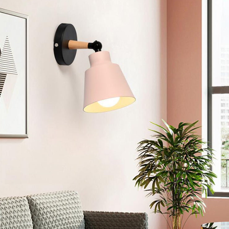Lámpara de pared geométrica de madera de pared de la pared nórdica nórdica moderna con sombra de hierro forjado