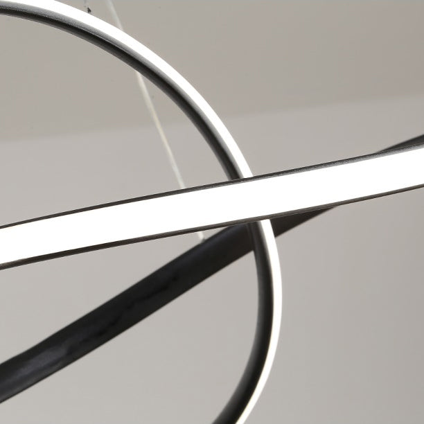 Modern karakteristiek LED Hangende lamp Acryl lineaire kroonluchter voor woonkamer